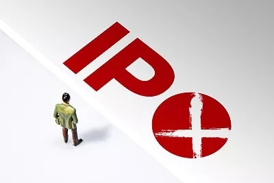 2007年进入外汇投资领域，2009年受邀为和讯网、中金在线、外汇通、汇通网等国内20几家主流门户型财经网站撰写汇市分析文章。在从业期间曾担任中信银行大连分行外汇交易顾问，为实盘客户提供交易指导建议；并开办理财知识讲座百场以上，深受学员好评。2011年4月创建大连睿喆投资顾问有限公司，并担任首席分析师；分析风格以基本面和技术面相结合，注重周期和共振的影响，多年的分析和实战经验形成自己的“趋势、周期、共振”交易系统；交易理念强调风险控制和顺势交易相结合，在控制好风险的前提下达到利润最大化，并通过准确率匹配适